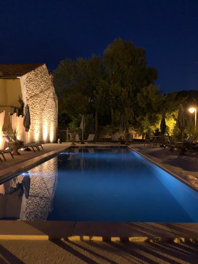 Les Appartements D Artiste De La Villa Du 15 - Restaurant La Maison - Piscine Chauffee Les Eyzies Экстерьер фото